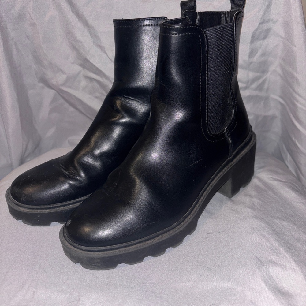 Time and Tru Black Ankle Boots with Elastic Panels